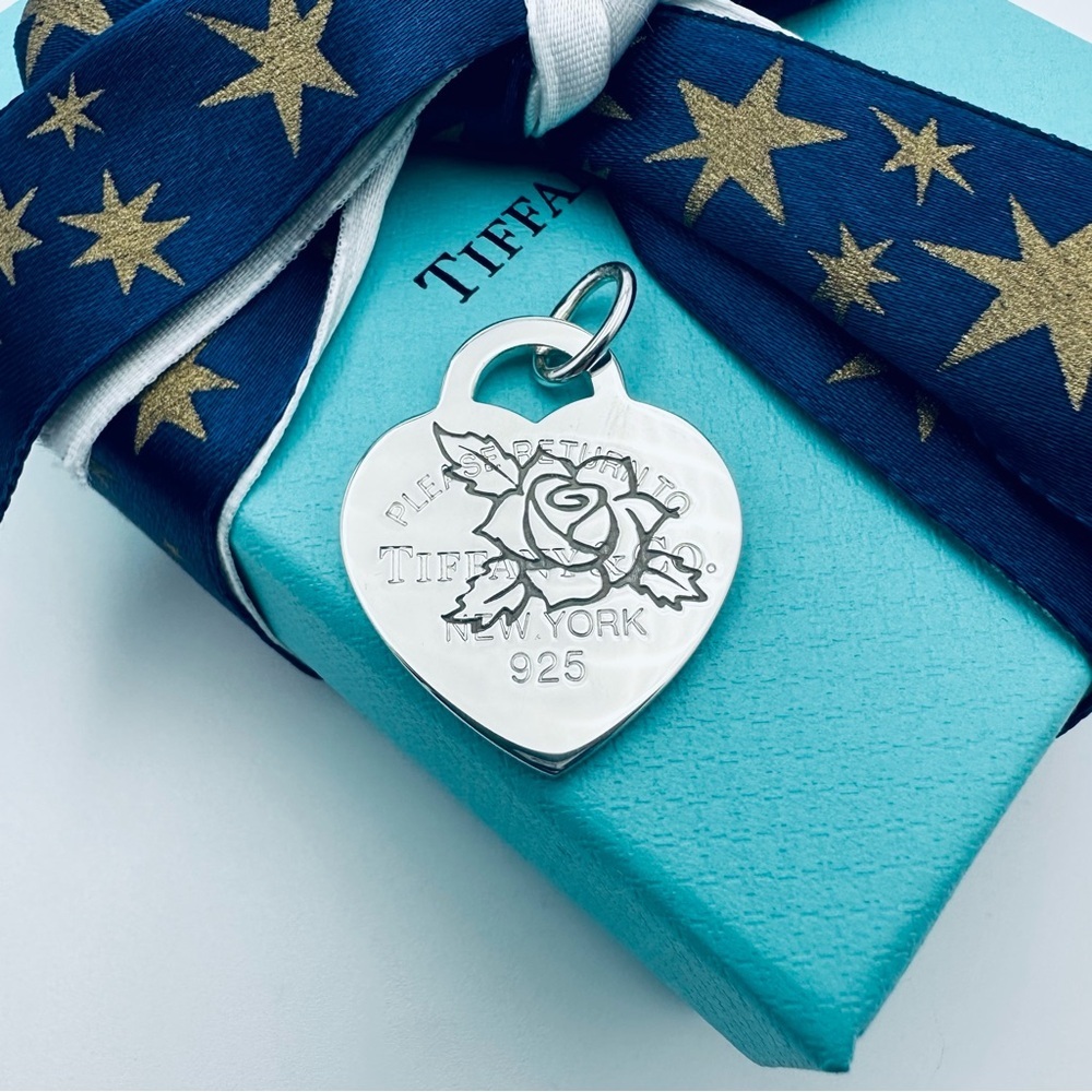 Tiffany & Co Large Return To Etched Rose Flower Tag Silver Charm with PACKAGING